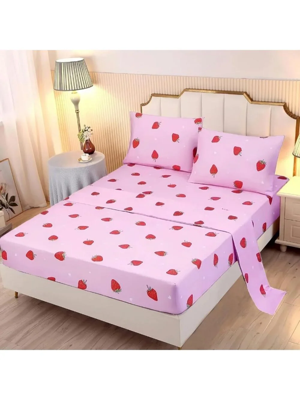 Queen Strawberry Print Bedding Set - 4 Pieces, Kawaii Flat & Fitted Sheets